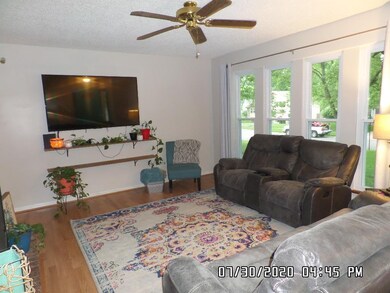 326 Oakhill St, Lansing, KS 66043 - photo 4