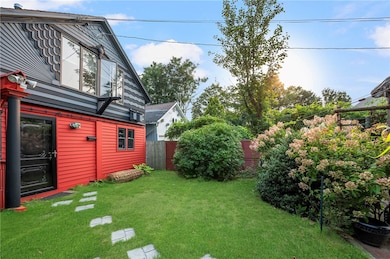 10 Hendricks St, Wakefield, RI 02879 - photo 3