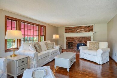 78 Highland St, Dunstable, MA 01827 - photo 5