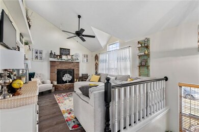 111 E Calico Dr, Raymore, MO 64083 - photo 6