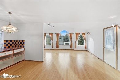 8551 Ridgeway Ave, Anchorage, AK 99504 - photo 7