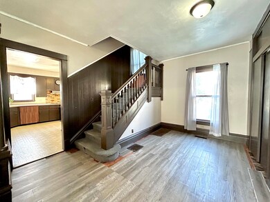 9 S 4th St, Marshalltown, IA 50158 - photo 7