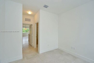7241 NW 102nd Place unit 7241, Doral, FL 33178 - photo 4