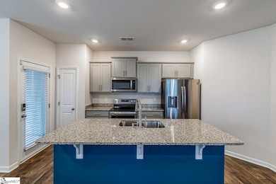 1422 Bella Grace Ct, Boiling Springs, SC 29316 - photo 5