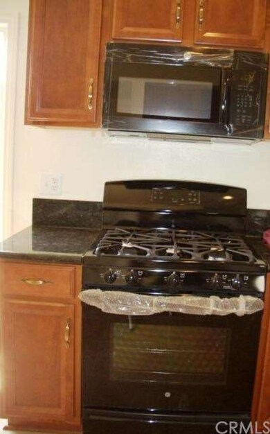 8200 Ginnis Green, Buena Park, CA 90621 - photo 7