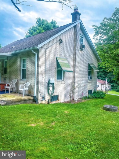 1819 Mount Laurel Rd, Temple, PA 19560 - photo 4