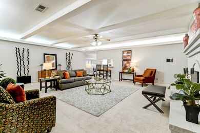 1031 Creekmont Dr, Houston, TX 77091 - photo 4