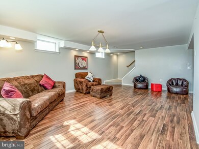 8209 Lookout Ln, Frederick, MD 21702 - photo 5