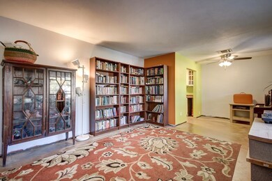 1339 W 1st St-4