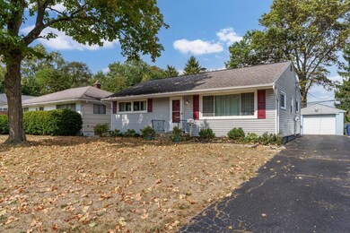 2918 E Mound St_02