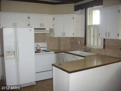 32 Fourth St, Waynesboro, PA 17268 - photo 3