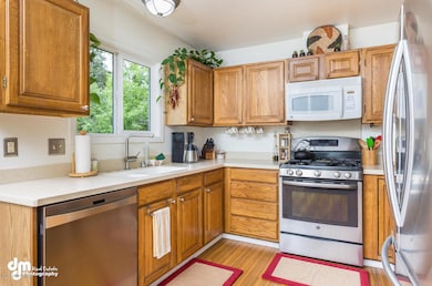 5351 Whispering Spruce Drive-large-009-2