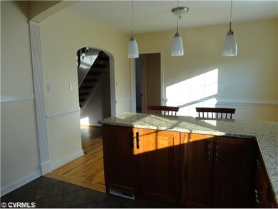 Kitchen - Dining area off kitchen