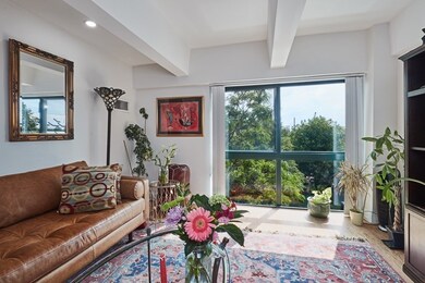 Parris Landing unit 3410, Charlestown, MA 02129 - photo 2