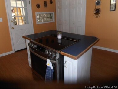 1747 Lynnwood Dr, New Albany, IN 47150 - photo 6