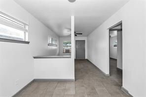 4203 Hirsch Rd unit 13, Houston, TX 77026 - photo 2