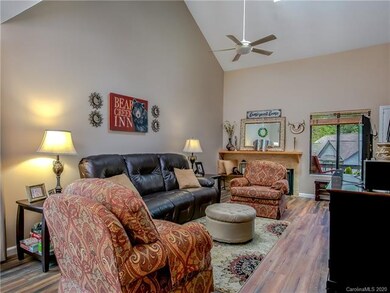 104 Cimarron Dr, Asheville, NC 28803 - photo 5