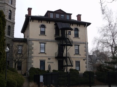 197 Thorndike St unit 3-22, Lowell, MA 01852 - photo 2