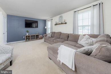 7 Schooner Ln, Carneys Point, NJ 08069 - photo 3