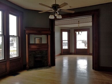 402 E Flora St, Washington, IN 47501 - photo 4