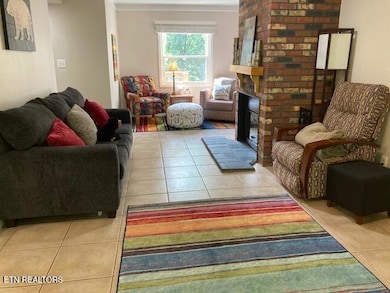 3EF6268D-3AD0-4EF4-A53B-72DAAD332F58