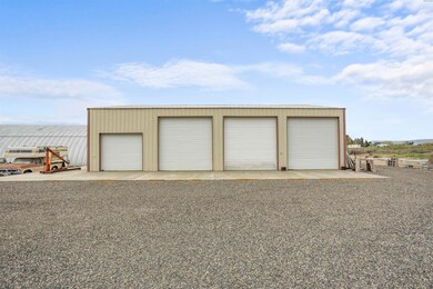 1202 W Hudson Rd, Granger, WA 98932 - photo 6