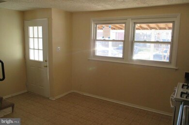 406 Bigley Ave, Halethorpe, MD 21227 - photo 2