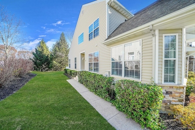 96 Manitou Trail unit 88, Kings Park, NY 11754 - photo 5