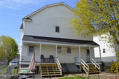 1112 Loomis Ave, Scranton, PA 18504 - photo 2