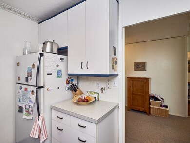 Harbor Towers unit 9D, Boston, MA 02110 - photo 4