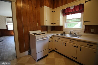 980 W Main St, New Holland, PA 17557 - photo 7