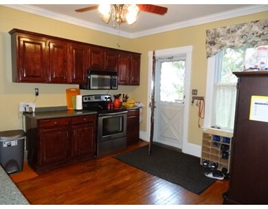 15 Lincoln St unit 1, Hudson, MA 01749 - photo 3