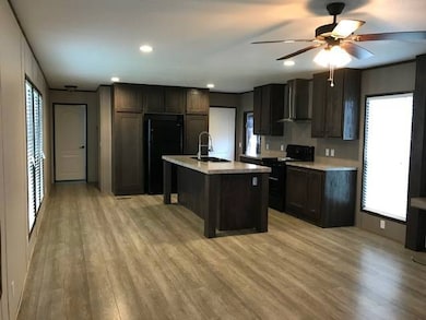 2300 Ward Bend Rd unit 365C, Sealy, TX 77474 - photo 3