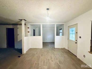 205 W Scott St, Wolcott, IN 47995 - photo 4