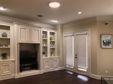 2206 Mcduffie St, Houston, TX 77019 - photo 5