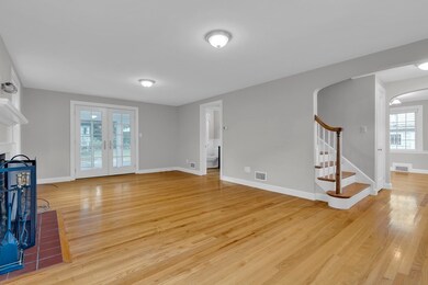 73 Wetherbee Rd, Waltham, MA 02453 - photo 5