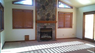 3421 Springbrook Ln, Lansing, MI 48917 - photo 5