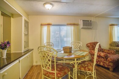 dining area 2