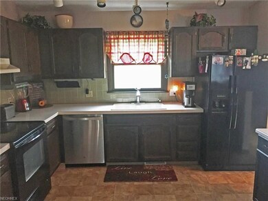 5960 Dailey Rd, Akron, OH 44319 - photo 2