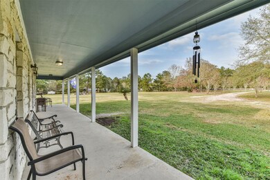 9401 Oak Bend Ct, Cleveland, TX 77328 - photo 3