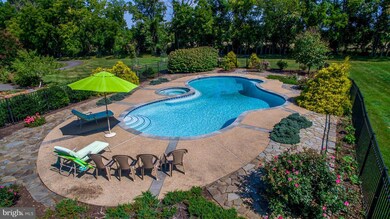 35529 Deer Pond Ln, Round Hill, VA 20141 - photo 4