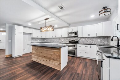 12511 Little Elm Rd, Farmington, AR 72730 - photo 5