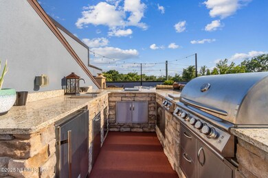 47-web-or-mls-45_217 Beech St