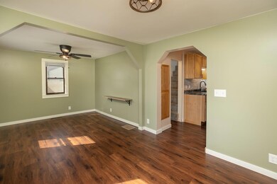 7-web-or-mls-07-Living Room.jpg