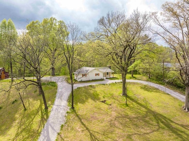 View of front of house featuring a front yard and 