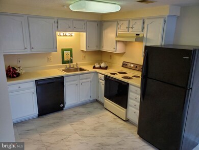 598 Cascade Way, Frederick, MD 21703 - photo 4