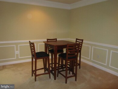 110 Chevy Chase St, Gaithersburg, MD 20878 - photo 2