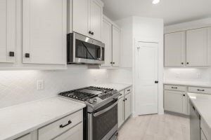 Photos are REPRESENTATIVE of the home /floor plan