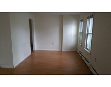 11 Fisher St, Lowell, MA 01850 - photo 3