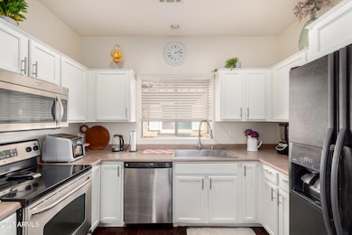 4618 E Laurel Ct, Gilbert, AZ 85234 - photo 5